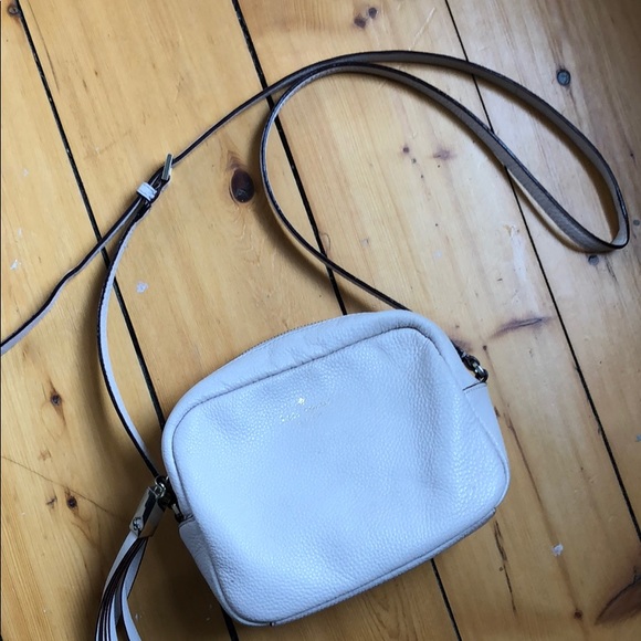 kate spade Handbags - Kate Spade Shoulder Bag